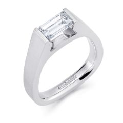 Original "Stuart Moore" Emerald Cut Diamond Ring 0.9ct